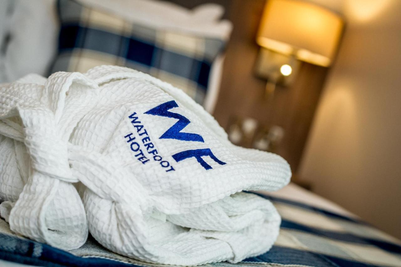 Waterfoot Hotel Лъндъндери Екстериор снимка